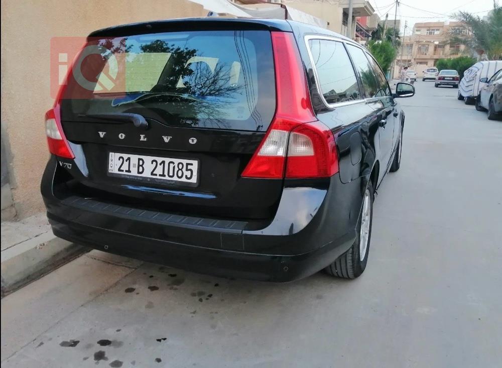 فولفو V70